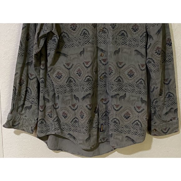 Woolrich Men's Large Sage Green Black Aztec Wolf Pattern Midweight Flannel Shirt - Picture 3 of 7